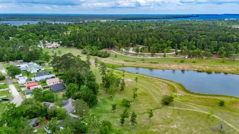 628 County Road 452 Bronson TX 75930