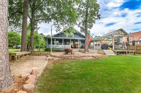 628 County Road 452 Bronson TX 75930
