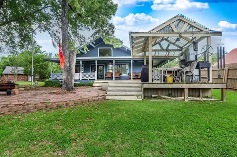 628 County Road 452 Bronson TX 75930