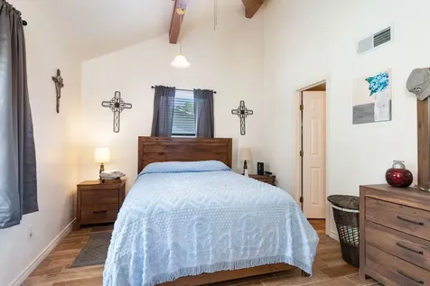 628 County Road 452 Bronson TX 75930