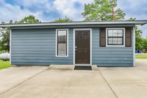 628 County Road 452 Bronson TX 75930