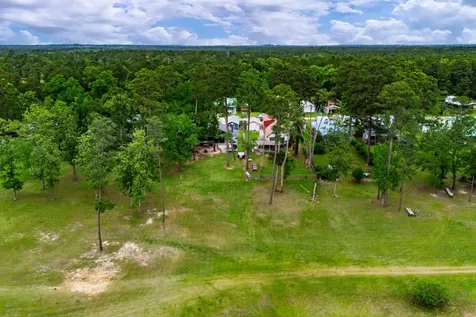 628 County Road 452 Bronson TX 75930