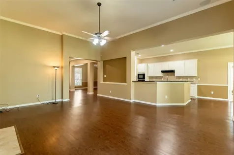 913 Elm Pointe Lane League City TX 77573
