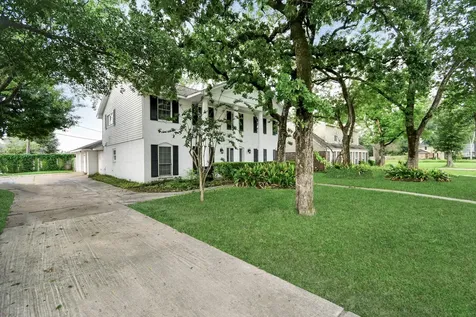 7403 Theisswood Road Spring TX 77379