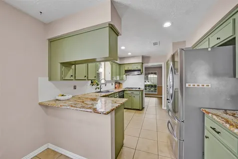 15607 Artoys Drive Tomball TX 77377