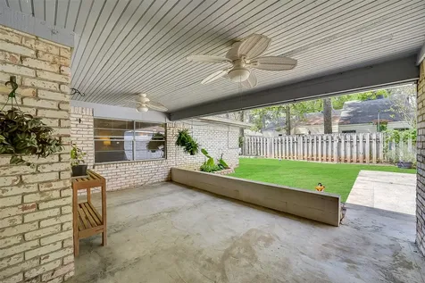 15607 Artoys Drive Tomball TX 77377