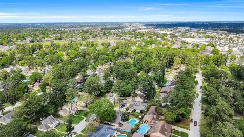 15607 Artoys Drive Tomball TX 77377