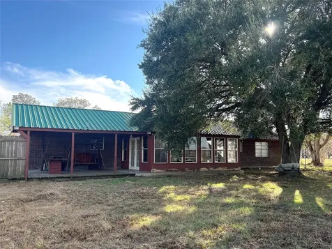 204 Meadowview Drive El Campo TX 77437