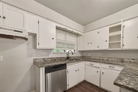 5810 Flamingo Drive Houston TX 77033