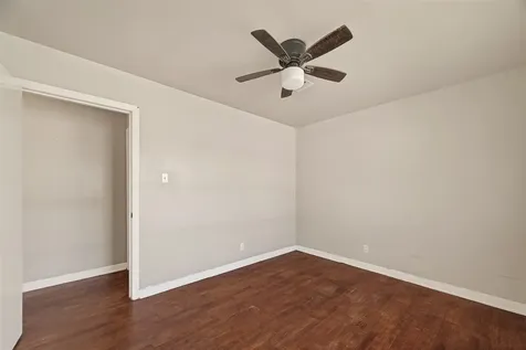 5810 Flamingo Drive Houston TX 77033