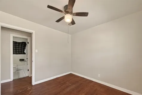 5810 Flamingo Drive Houston TX 77033