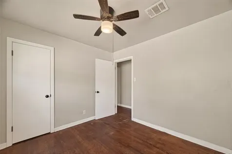 5810 Flamingo Drive Houston TX 77033