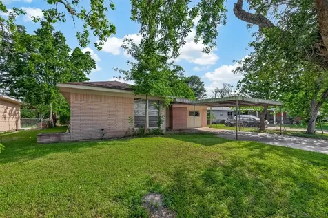 5810 Flamingo Drive Houston TX 77033