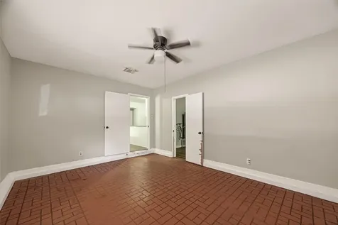 5810 Flamingo Drive Houston TX 77033