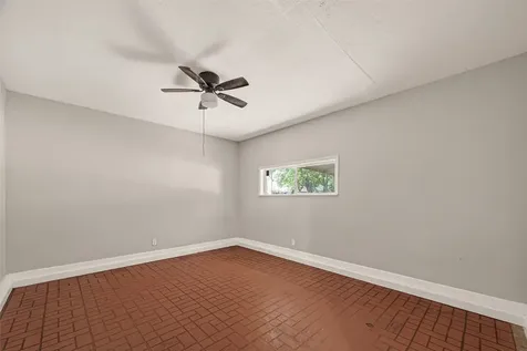 5810 Flamingo Drive Houston TX 77033