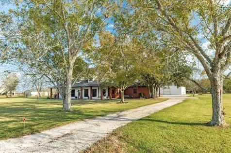 310 County Road 47 Angleton TX 77515