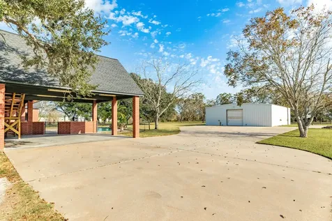 310 County Road 47 Angleton TX 77515