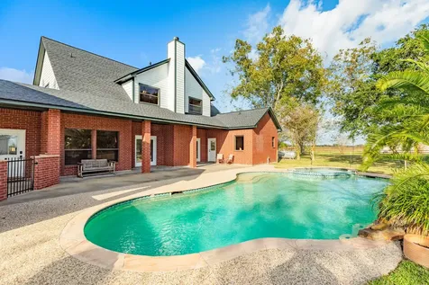 310 County Road 47 Angleton TX 77515