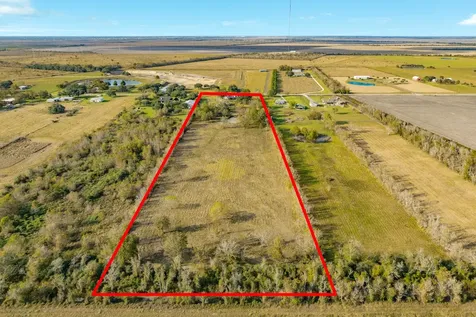 310 County Road 47 Angleton TX 77515