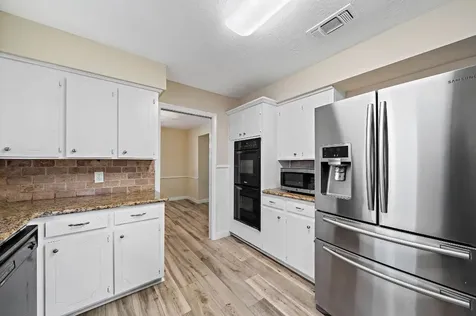 1115 Cottage Oak Lane Houston TX 77091