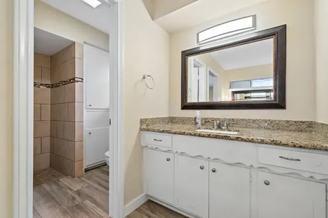 1115 Cottage Oak Lane Houston TX 77091