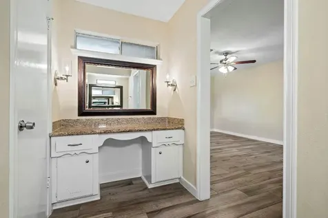 1115 Cottage Oak Lane Houston TX 77091