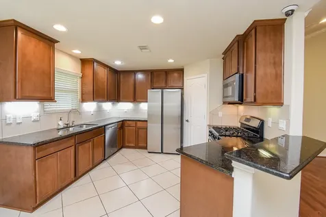 231 S Lantana Circle Sealy TX 77474