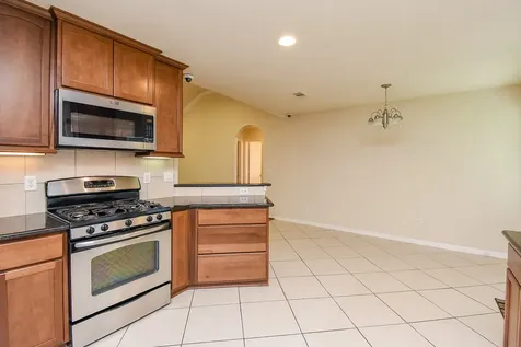 231 S Lantana Circle Sealy TX 77474