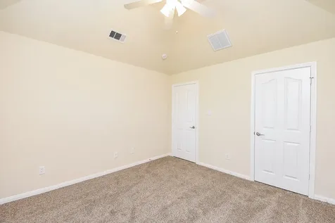 231 S Lantana Circle Sealy TX 77474