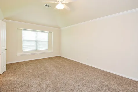 231 S Lantana Circle Sealy TX 77474