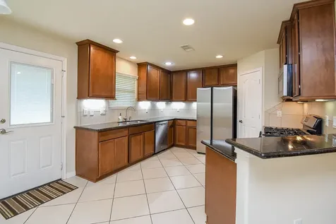231 S Lantana Circle Sealy TX 77474