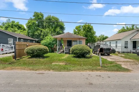 7325 Phillips Street Houston TX 77088