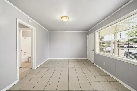 6116 Octavia Street 1/2 Houston TX 77026