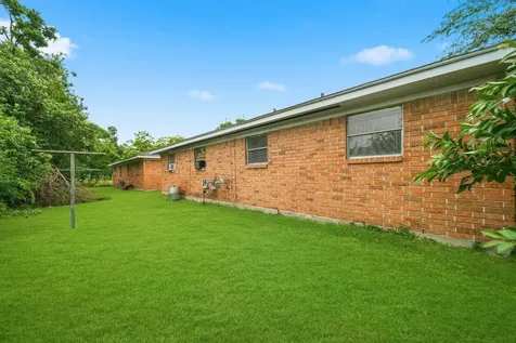 6116 Octavia Street 1/2 Houston TX 77026