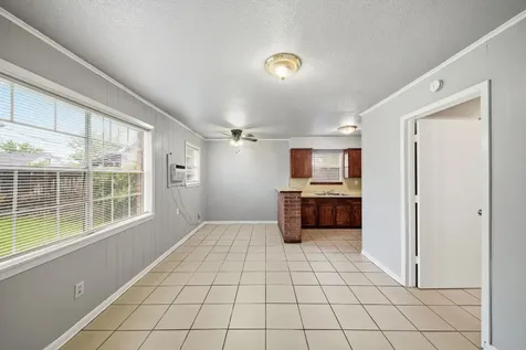 6116 Octavia Street 1/2 Houston TX 77026