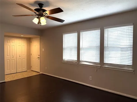 10428 Hammerly Boulevard 51 Houston TX 77043