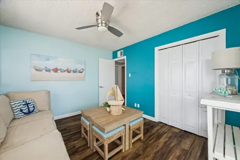 1330 Coral Way Tiki Island TX 77554