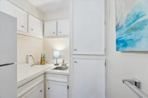 1330 Coral Way Tiki Island TX 77554
