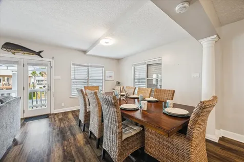 1330 Coral Way Tiki Island TX 77554