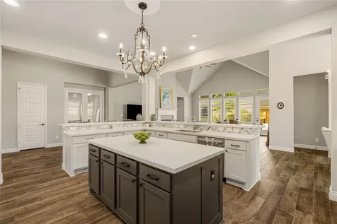 10211 Cove Court Iowa Colony TX 77583