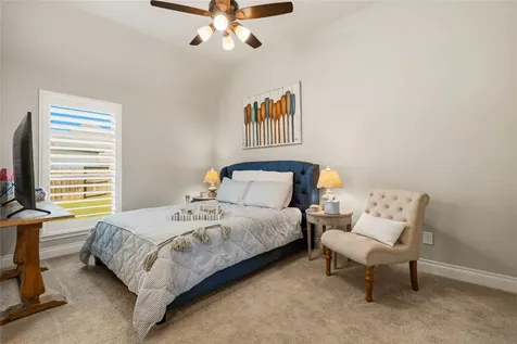 10211 Cove Court Iowa Colony TX 77583