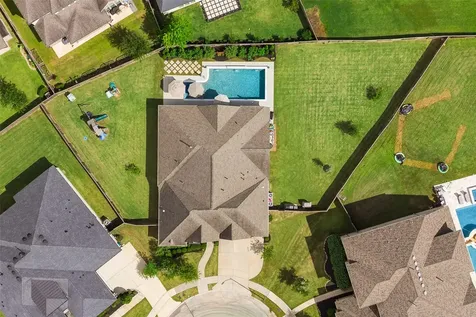 10211 Cove Court Iowa Colony TX 77583