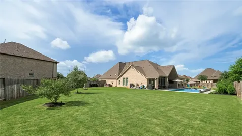 10211 Cove Court Iowa Colony TX 77583