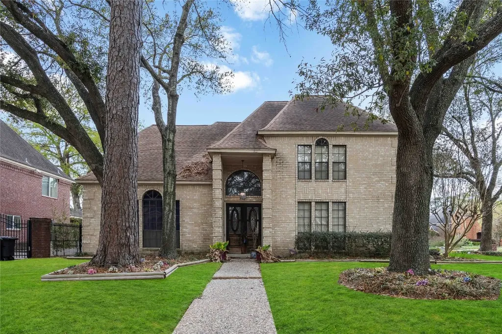 7227 Birchtree Forest Drive Houston TX 77088