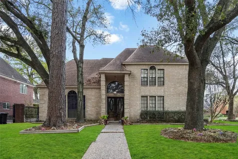 7227 Birchtree Forest Drive Houston TX 77088