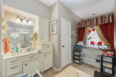 7227 Birchtree Forest Drive Houston TX 77088