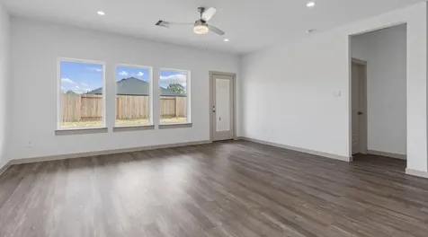 1039 Great Barracuda Lane Alvin TX 77511