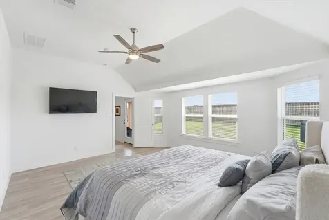 8611 Pier Cove Drive Cypress TX 77433