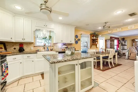 229 Yaupon Drive Brazoria TX 77422