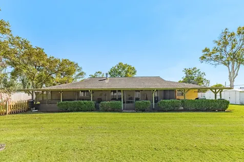 229 Yaupon Drive Brazoria TX 77422